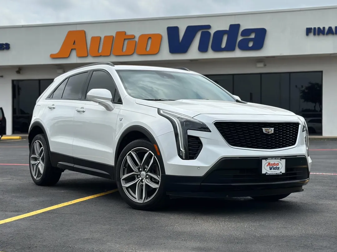 2020 Cadillac XT4 - 1GYFZER40LF054171 - Image #1