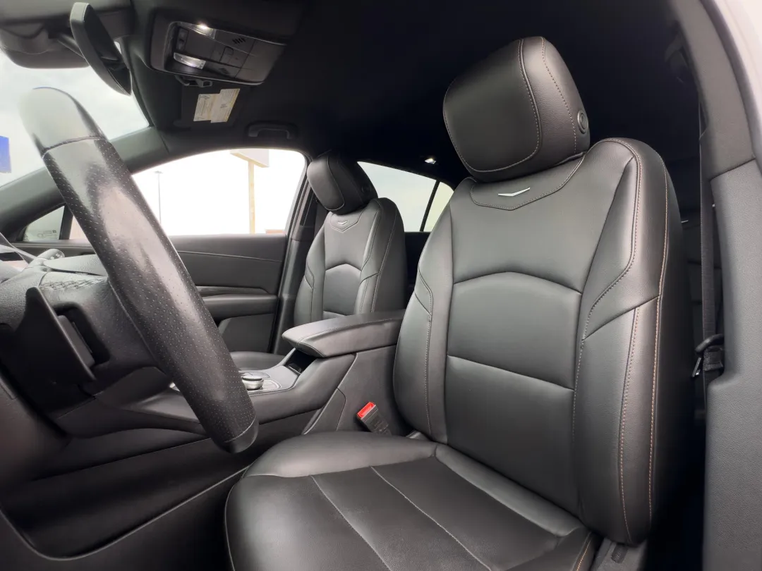 2020 Cadillac XT4 - 1GYFZER40LF054171 - Image #17