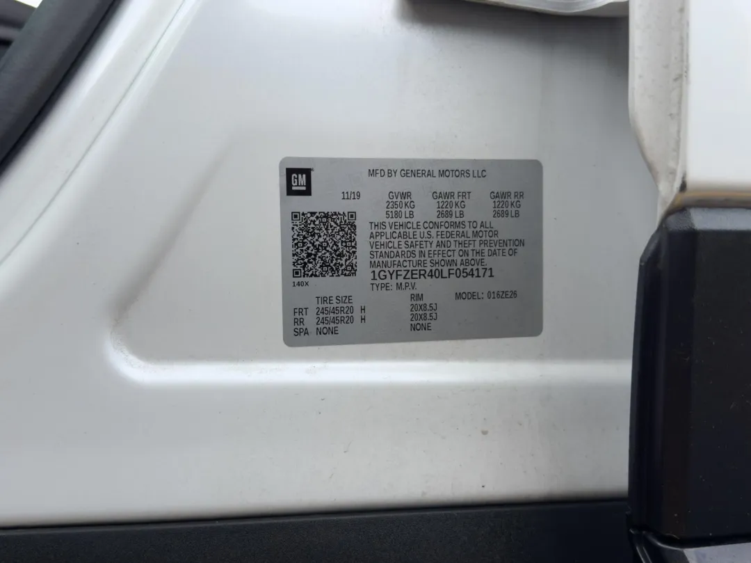 2020 Cadillac XT4 - 1GYFZER40LF054171 - Image #30