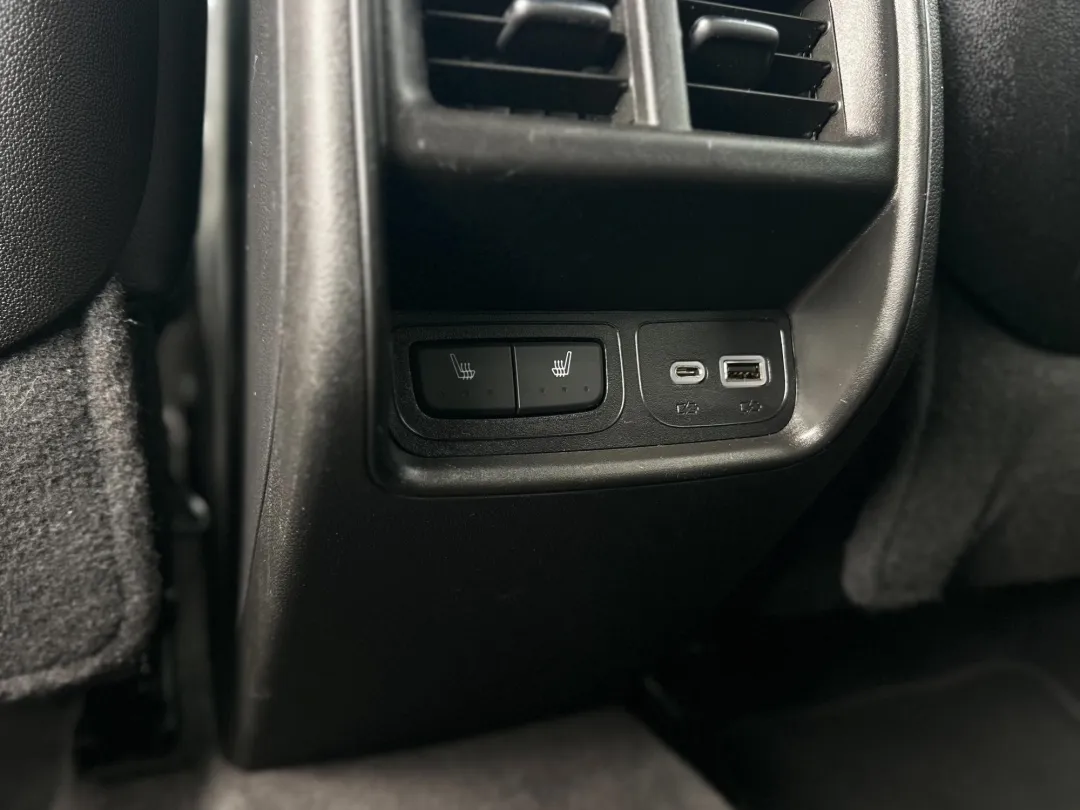 2020 Cadillac XT4 - 1GYFZER40LF054171 - Image #19